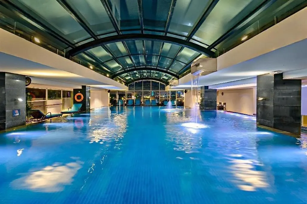 Riverside Suites Da Nang