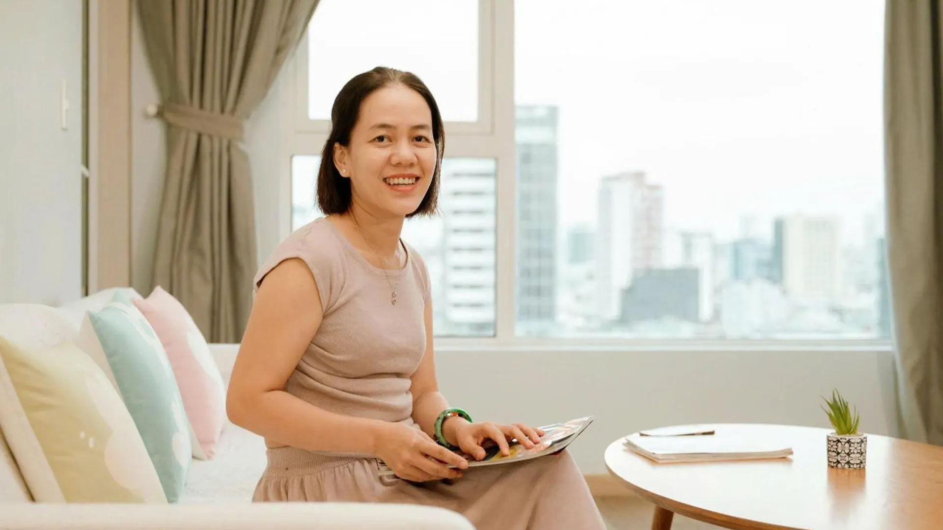 Riverside Suites Da Nang Apartment