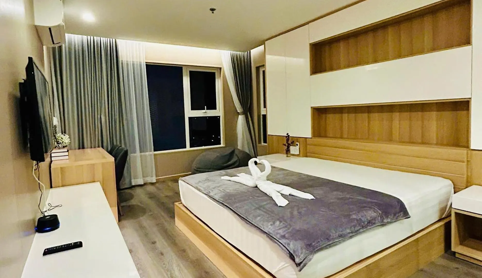 Riverside Suites Da Nang