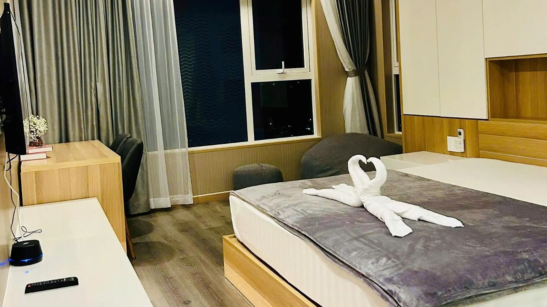 Riverside Suites Da Nang