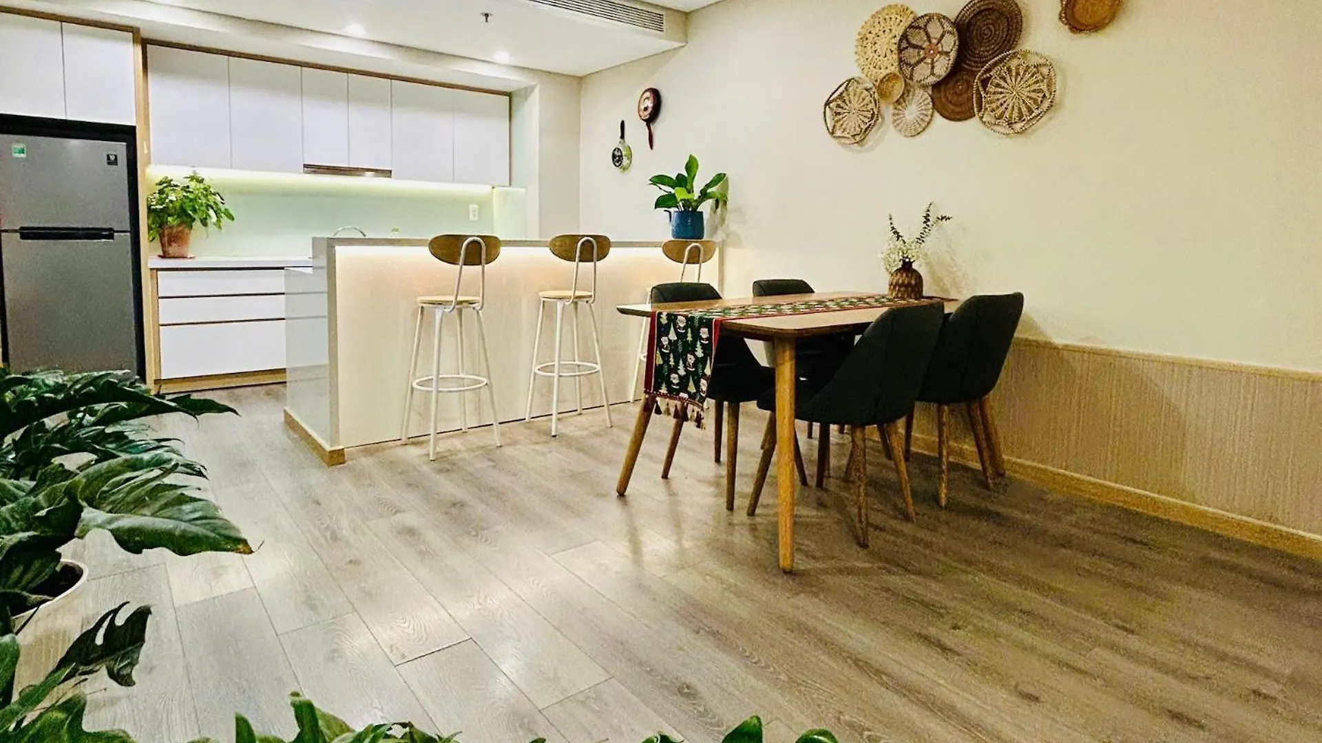 Riverside Suites Da Nang